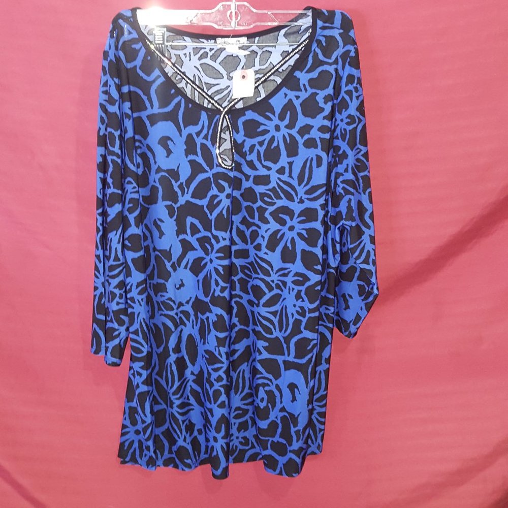 Blossom by P 3/4 Sleeve Shirt Embrodered - Womans
